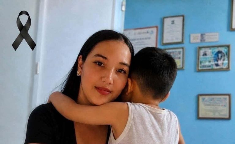 💔 Tragedia frente a una escuela: madre y su hijo de 4 años pierden la vida