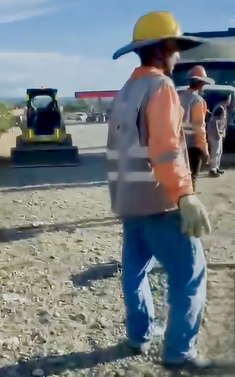 🚨 Ataque armado en la vía Panamericana deja heridos y camionetas robadas