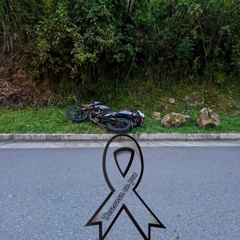Mujer fallece tras accidente de motocicleta en la vía entre Pamplona y Cúcuta; autoridades investigan las causas